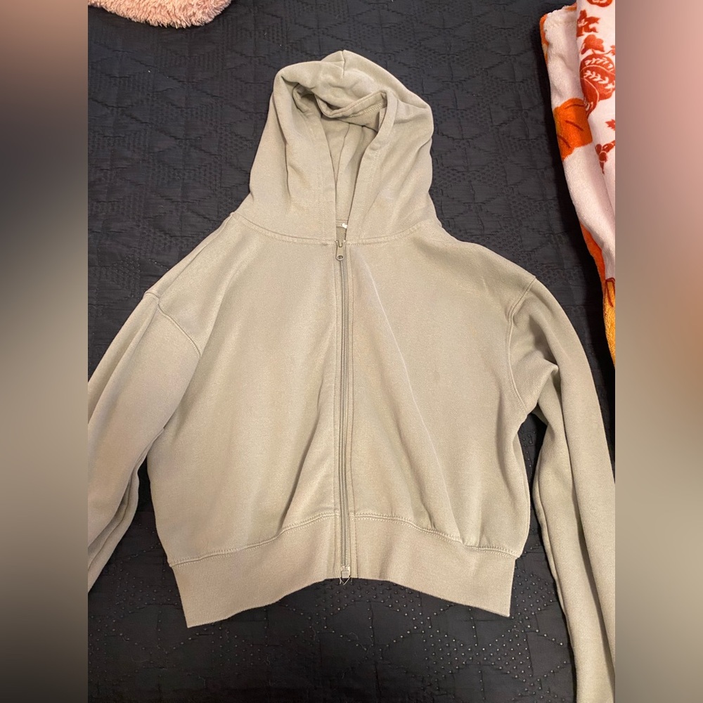 Green Cropped Zip-Up Hoodie